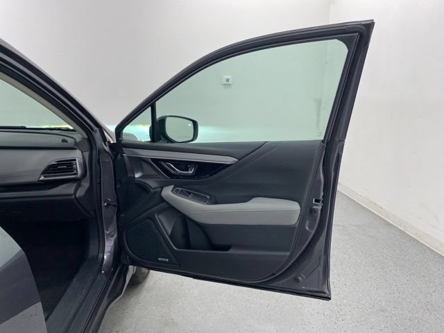 2025 Subaru Outback Limited - Photo 33
