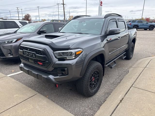 2023 Toyota Tacoma TRD Pro photo 2