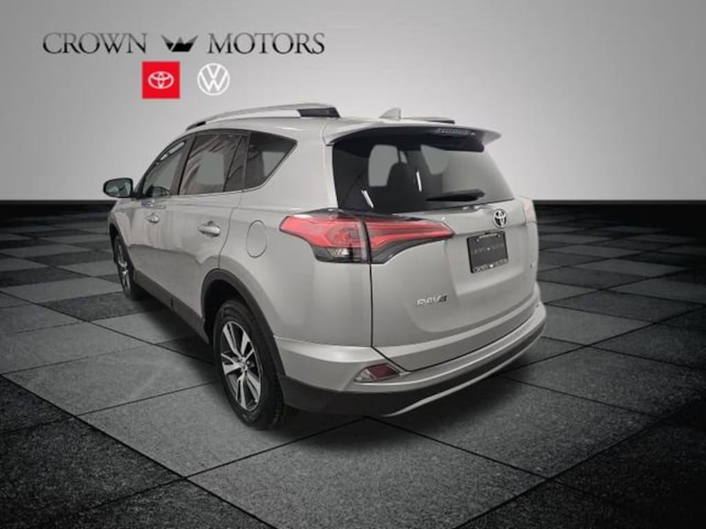 Used 2017 Toyota RAV4 XLE SUV