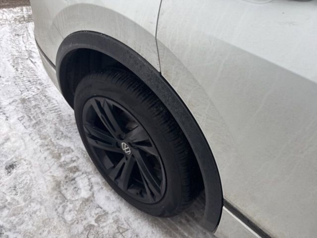 Used 2023 Volkswagen Tiguan 2.0T SE R-Line Black SUV