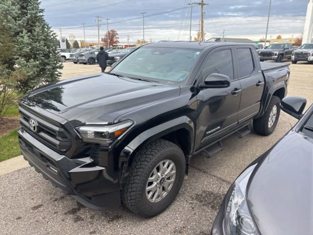 Used 2024 Toyota Tacoma SR5 Truck Double Cab