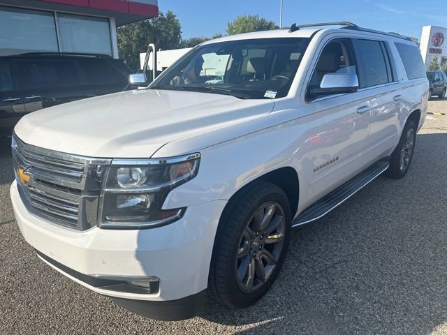 2015 Chevrolet Suburban 1500 LTZ photo 3