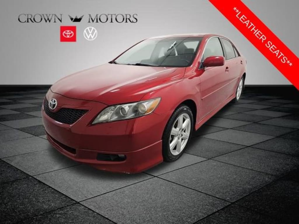 Used 2007 Toyota Camry SE Sedan