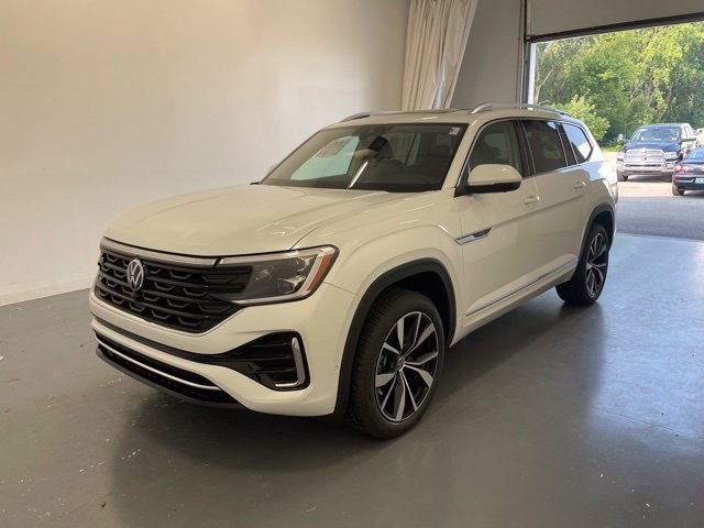Used 2024 Volkswagen Atlas 2.0T SEL Premium R-Line SUV