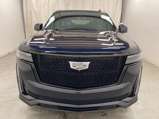 2023 Cadillac Escalade Sport Platinum photo 2