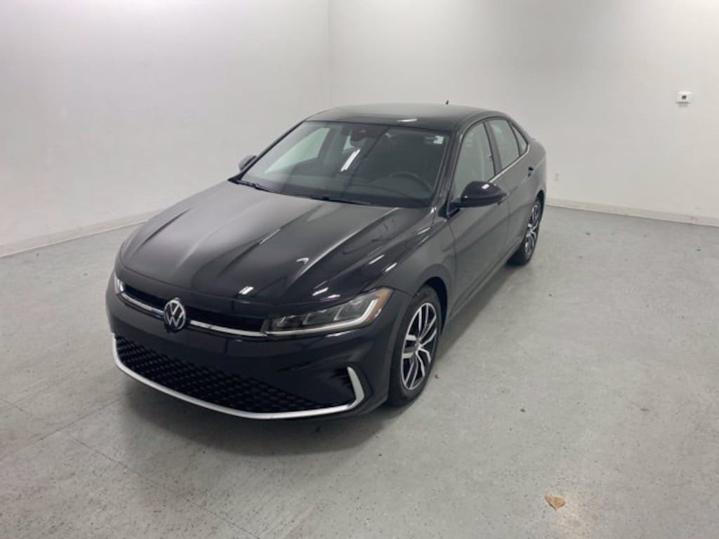 Used 2026 Volkswagen Jetta 1.5T SE Sedan