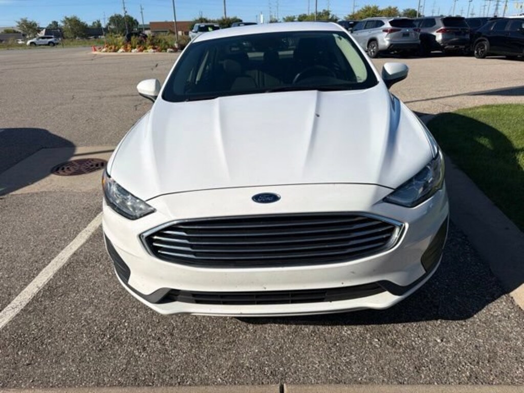 Used 2020 Ford Fusion SE Sedan
