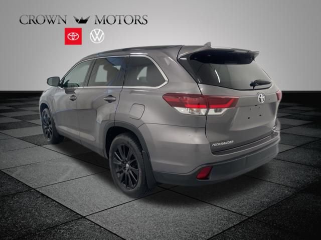 2019 Toyota Highlander SE photo 4