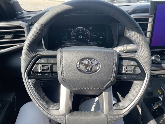 2026 Toyota Tundra Platinum - Photo 12