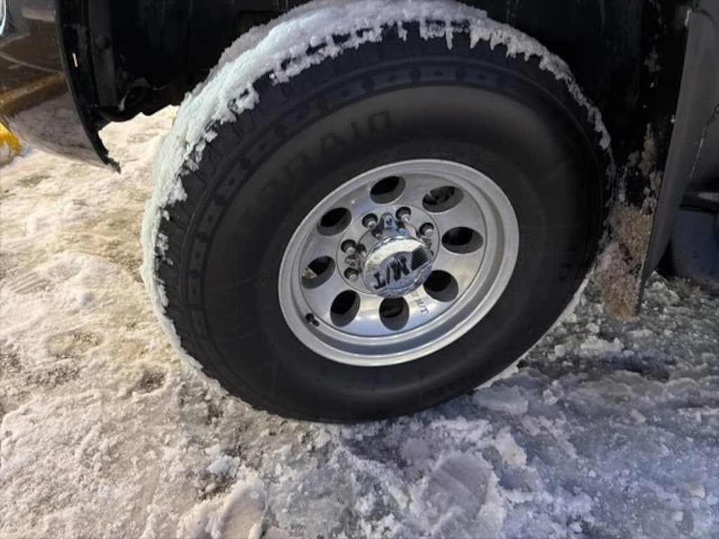 Used 2004 GMC Sierra 2500HD SLT Truck Crew Cab