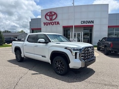 2026 Toyota Tundra i-FORCE MAX Platinum PLATINUM CREWMAX 5.5