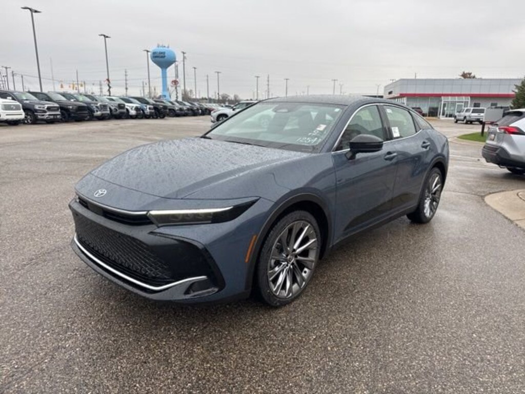 New 2026 Toyota Crown Limited LIMITED