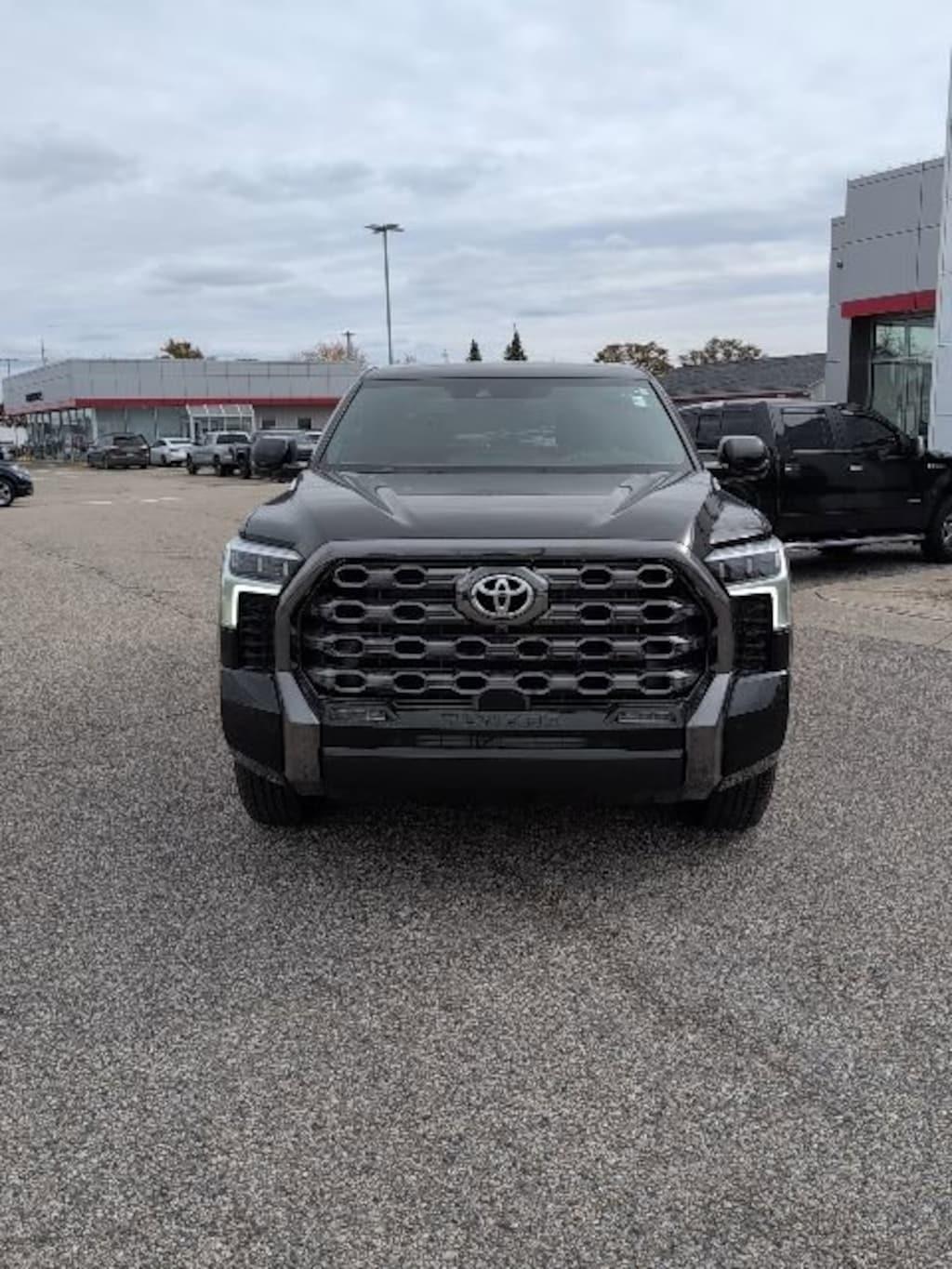 New 2026 Toyota Tundra i-FORCE MAX Platinum PLATINUM CREWMAX 5.5