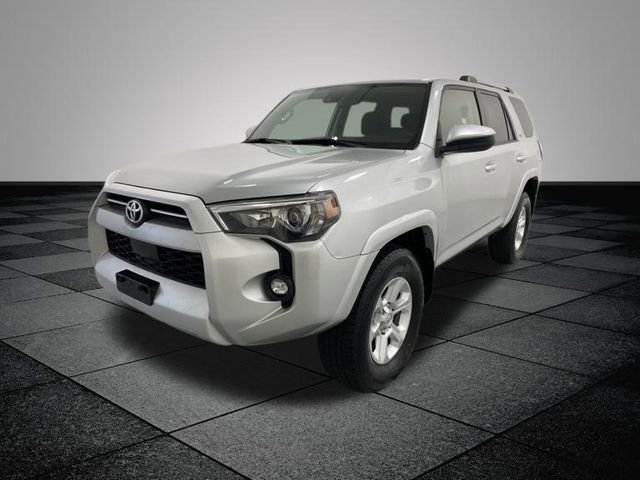 2021 Toyota 4Runner SR5 photo 3