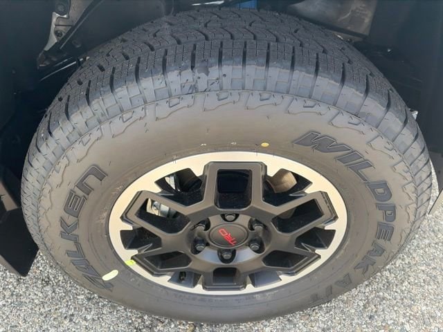 2026 Toyota Tacoma TRD Off Road - Photo 9
