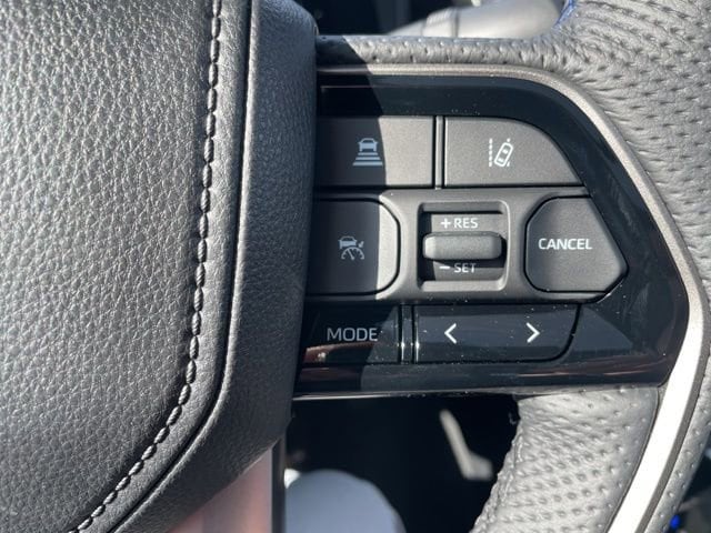 2026 Toyota Tundra Platinum - Photo 14