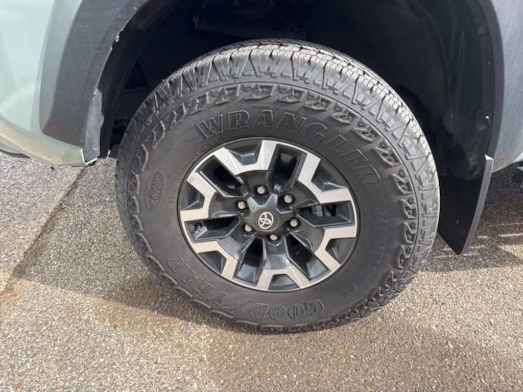 Used 2022 Toyota Tacoma TRD Off-Road Truck Double Cab