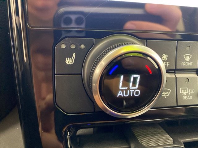 2024 Toyota Highlander XLE - Photo 24