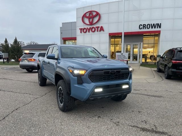 2026 Toyota Tacoma TRD Sport's photo