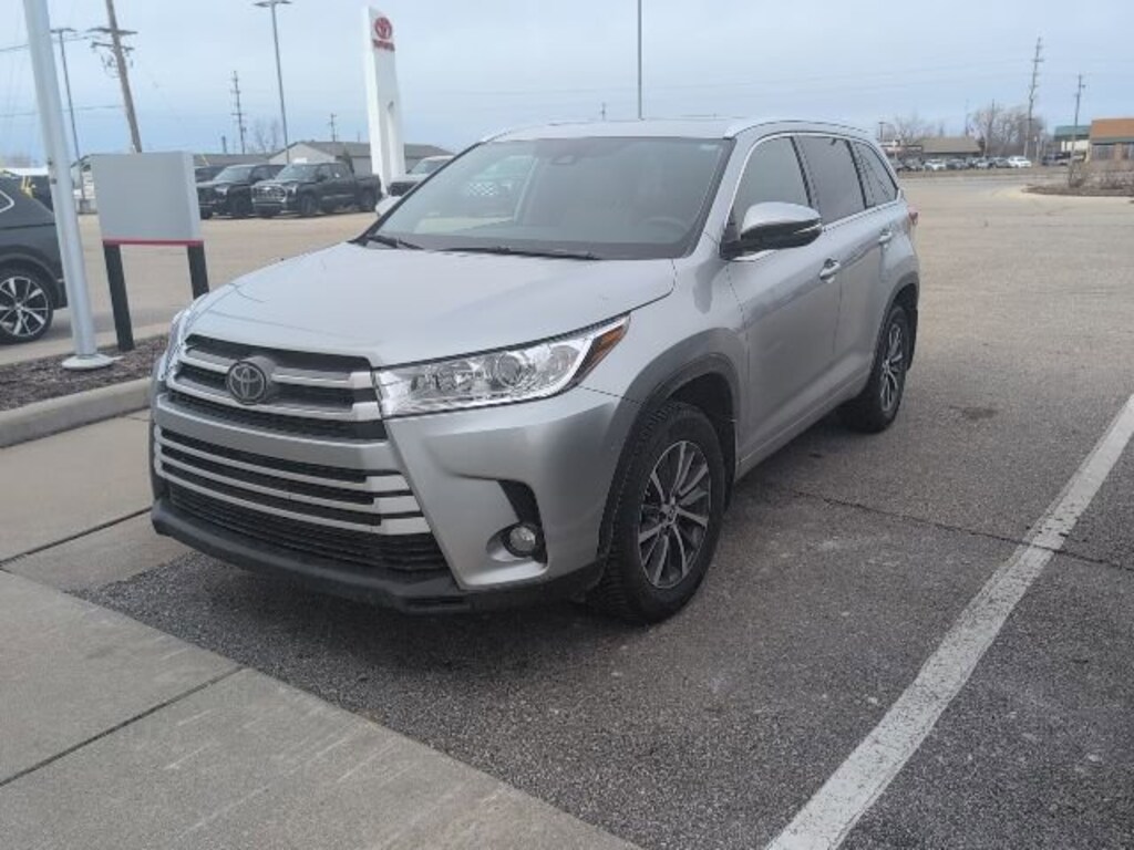 Used 2018 Toyota Highlander XLE SUV