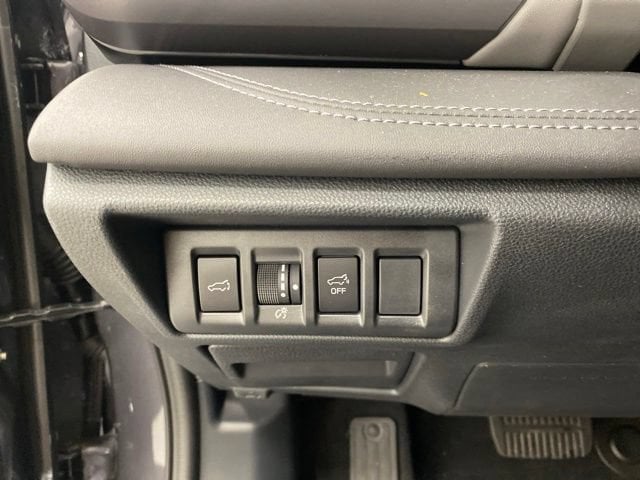 2025 Subaru Outback Limited - Photo 18