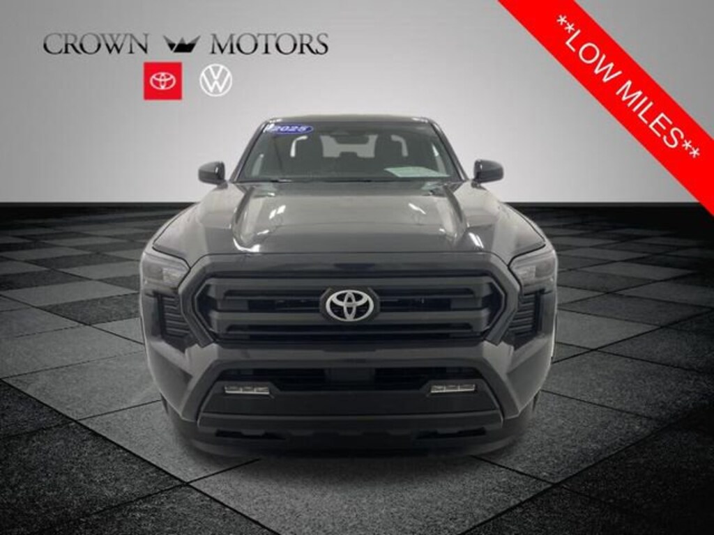 Used 2025 Toyota Tacoma SR5 Truck Double Cab