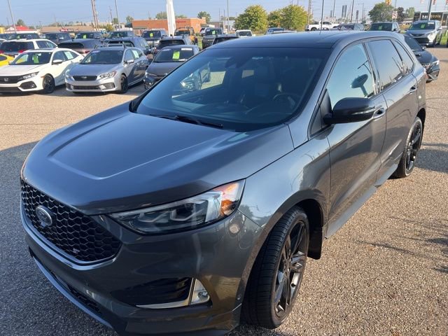 2020 Ford Edge ST photo 3