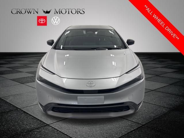 2024 Toyota Prius XLE photo 2