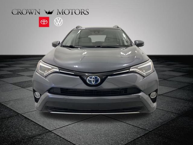 2017 Toyota RAV4 Hybrid Limited photo 4