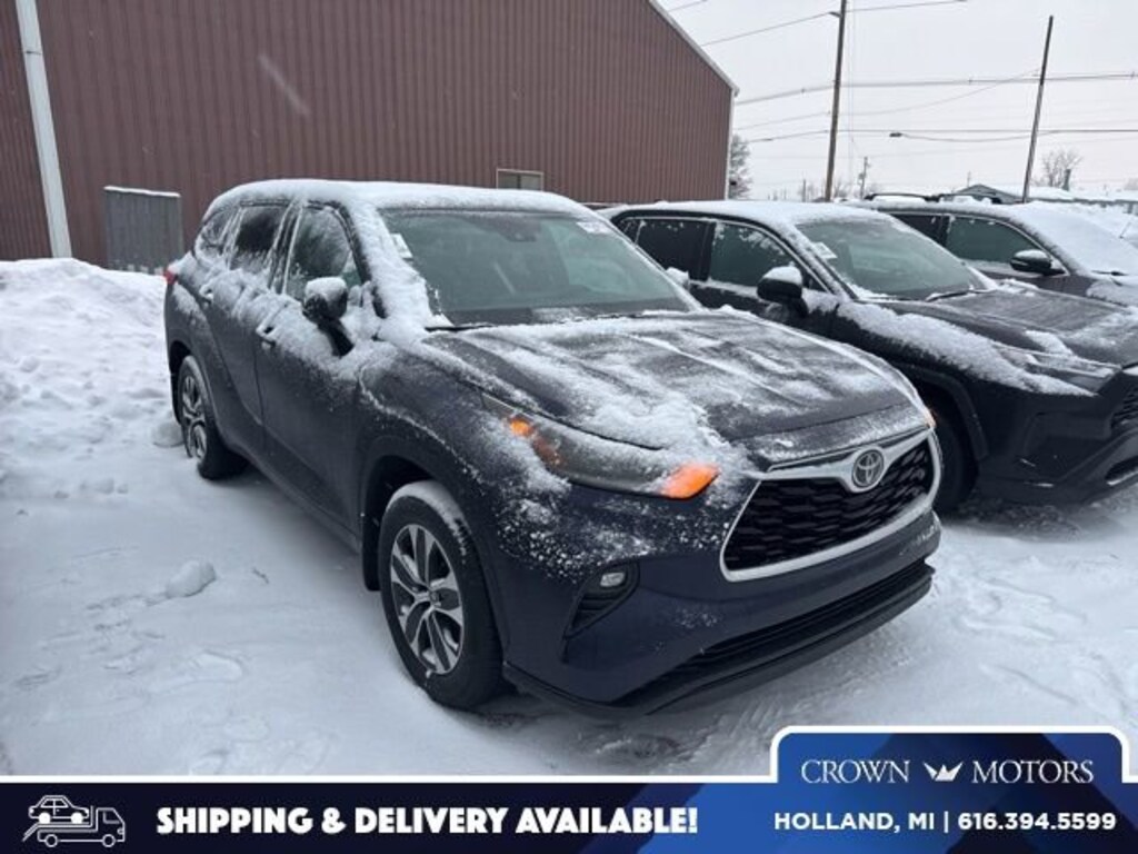 Used 2021 Toyota Highlander XLE SUV