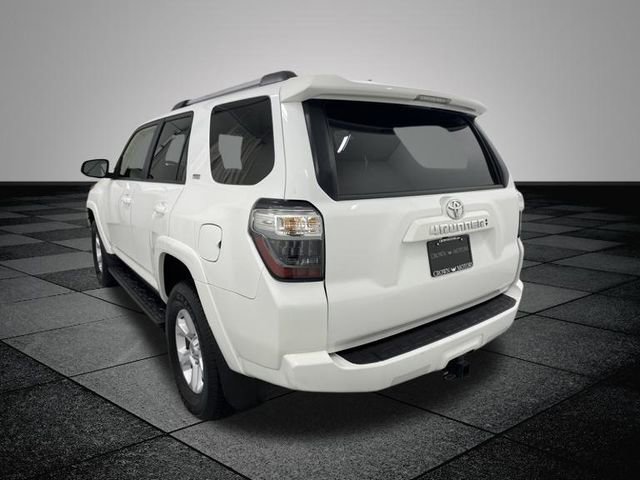 2024 Toyota 4Runner SR5 photo 4