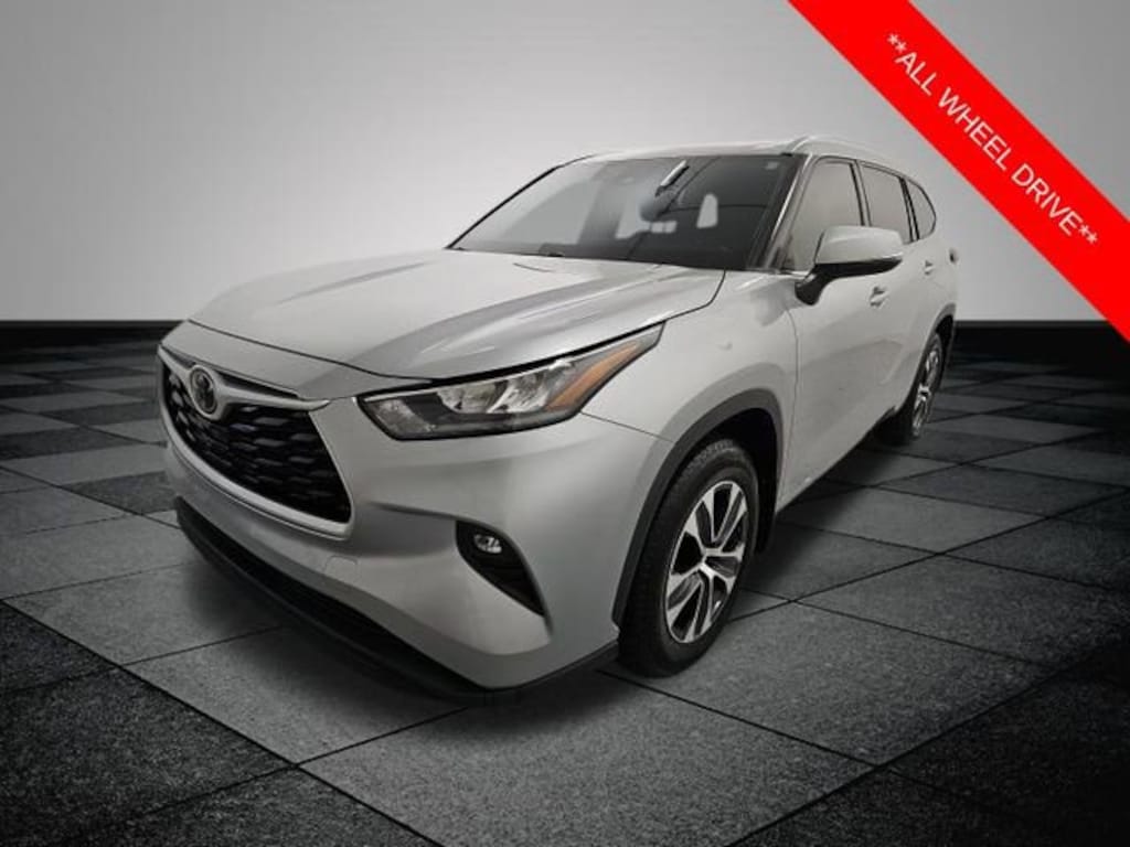 Used 2020 Toyota Highlander XLE SUV