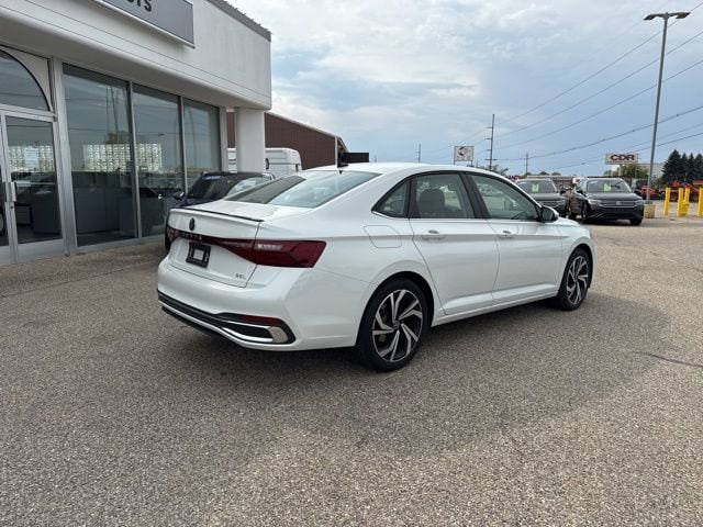 2025 Volkswagen Jetta 1.5T SEL photo 4