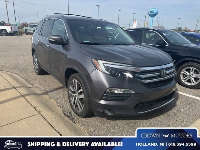 2017 Honda Pilot 4WD Elite's photo