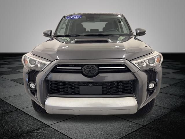 2023 Toyota 4Runner TRD Off-Road Premium photo 2