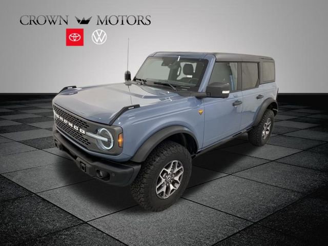 2023 Ford Bronco Badlands photo 3