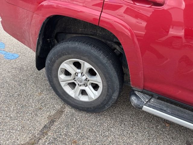 2019 Toyota 4Runner SR5 Premium photo 3