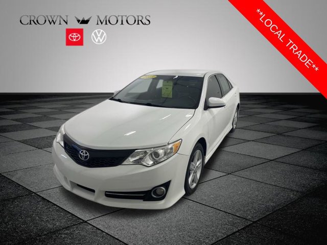 Used 2013 Toyota Camry SE Sedan