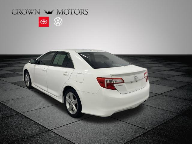 Used 2013 Toyota Camry SE Sedan