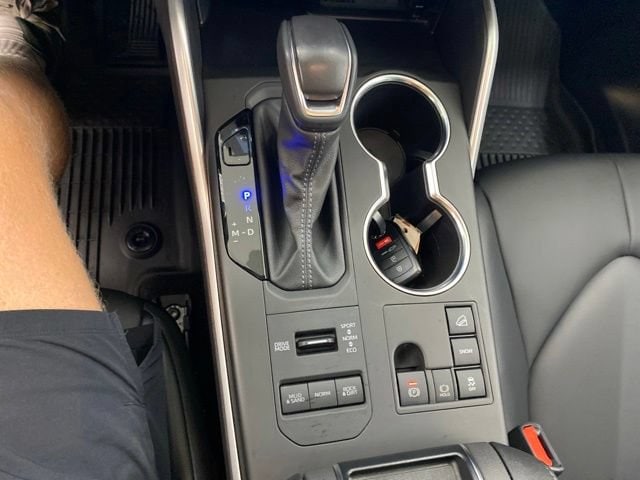 2024 Toyota Highlander XLE - Photo 25