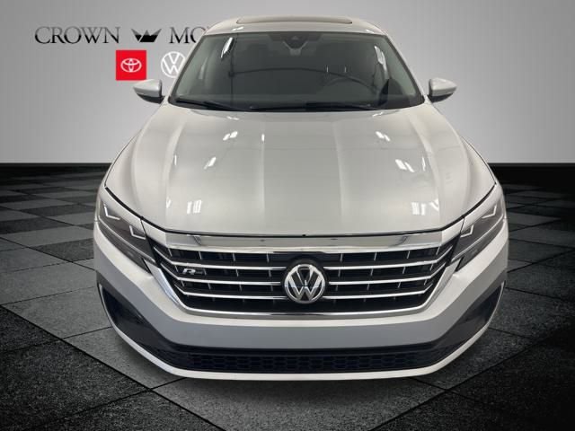 2020 Volkswagen Passat 2.0T R-Line photo 2