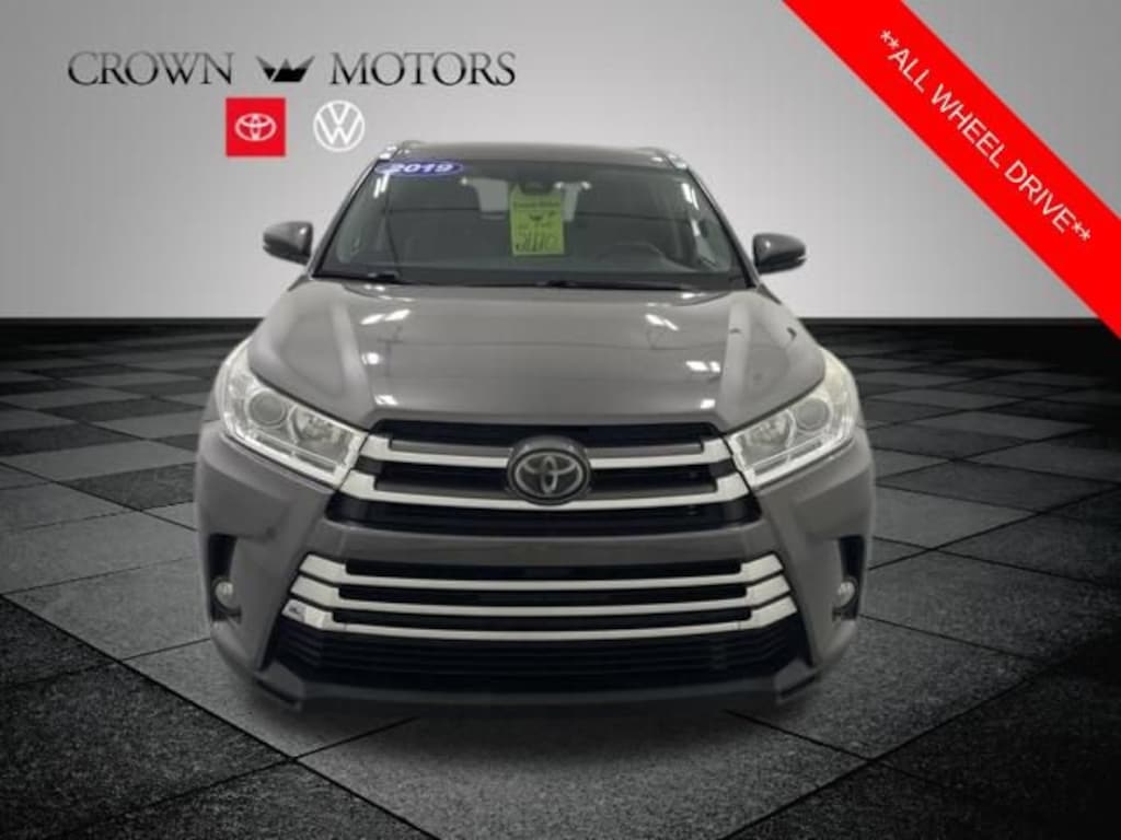 Used 2019 Toyota Highlander XLE SUV