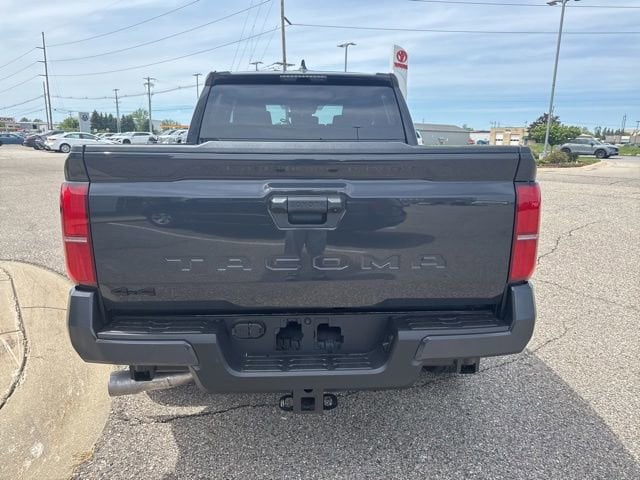 2026 Toyota Tacoma TRD Off Road - Photo 6