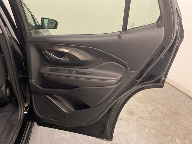 2022 GMC Terrain SLE - Photo 25