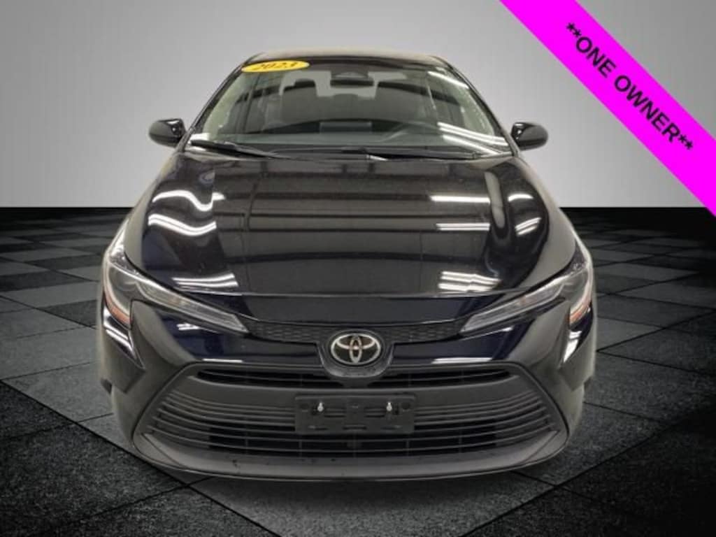 Used 2023 Toyota Corolla LE Sedan