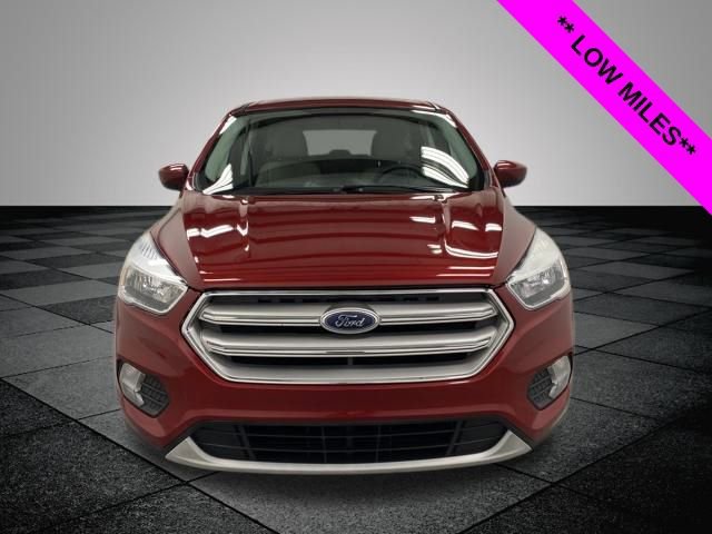 2017 Ford Escape SE photo 2