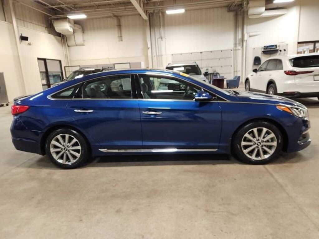 Used 2016 Hyundai Sonata Limited Sedan