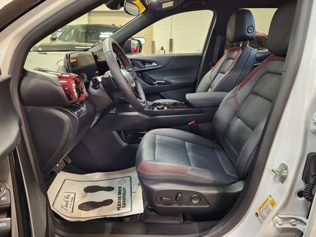 2025 Chevrolet Equinox RS - Photo 12