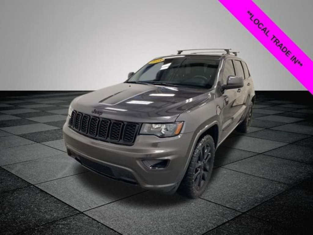 Used 2018 Jeep Grand Cherokee Laredo 4x4 SUV