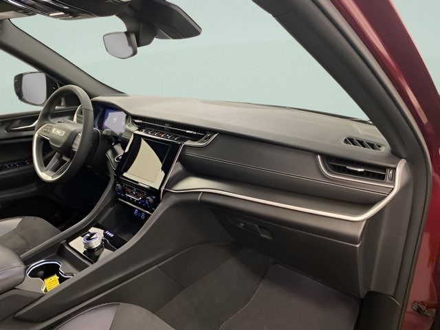 2023 Jeep Grand Cherokee Altitude - Photo 22